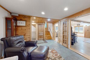 Interior - Cozy house in the woods, riverfront, trail,  fireplace, wifi, w/d, bbq, balcony (Moretown)