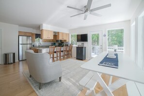 Interior - Spacious pet friendly waterfront house with patio & grill (Bumpass)