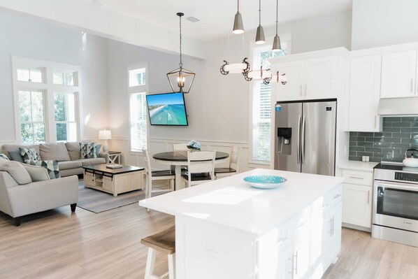 House (4 Bedrooms) | Interior - Walk to Beach, 2 Shared Pools, Enclosed Porch, Bikes 30A Hideaway by Avantstay (Santa Rosa Beach)