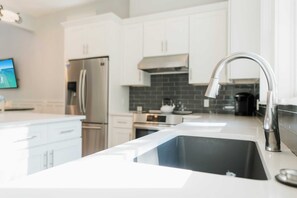 House (4 Bedrooms) | Interior - Walk to Beach, 2 Shared Pools, Enclosed Porch, Bikes 30A Hideaway by Avantstay (Santa Rosa Beach)