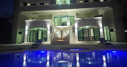 Villa Luxury Cissne