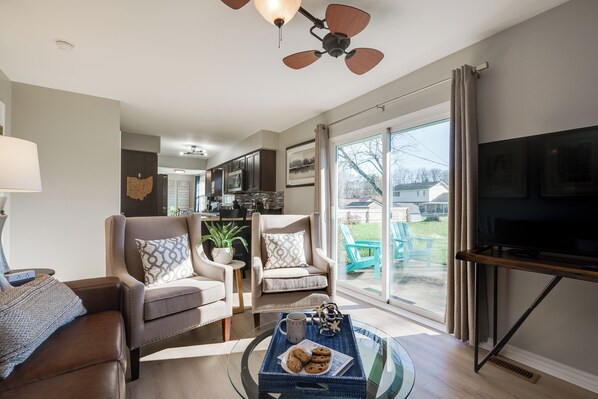 Smart TV, fireplace, video games, DVD player