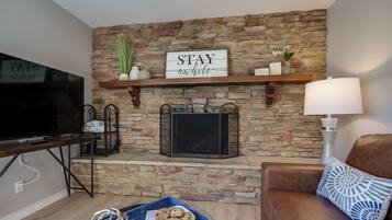 Smart TV, video games, DVD player, video library