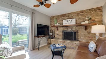 Smart TV, video games, DVD player, video library