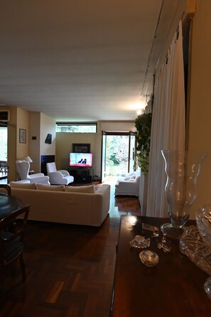 Interior - Villa Francesca B&B in Grumello del Monte (BG) (Grumello del Monte)