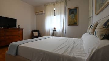 1 Schlafzimmer, Bügeleisen/Bügelbrett, kostenloses WLAN, Bettwäsche