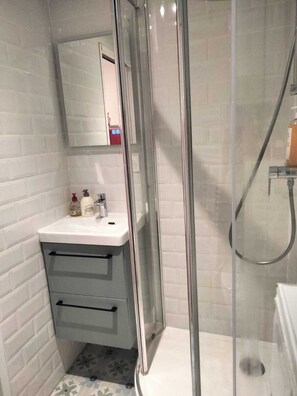 Towels, soap, toilet paper