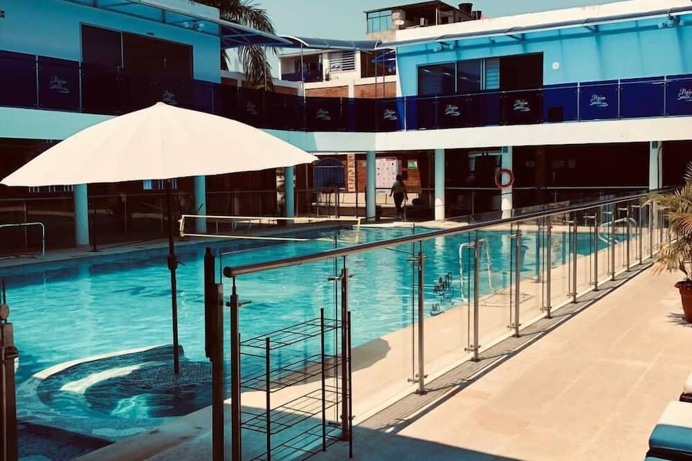 PISCINA SARITA CLUB BOUTIQUE
