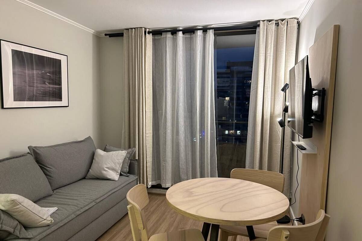 Basic Apartment | Living area