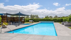 A heated pool - Sotally Tober Retreat (Martinborough)