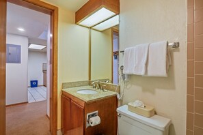 Shower, towels