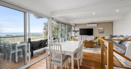 Seatheview with direct foreshore access, stunning views, and modern family comforts.