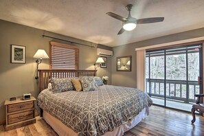 5 Schlafzimmer, Schreibtisch, Bügeleisen/Bügelbrett, Reisekinderbett