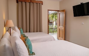 Literie de qualité supérieure, matelas Tempur-Pedic, minibar