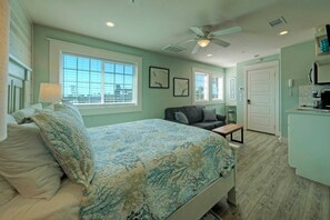 Interior - Sailfish & Dolphin Buyout by Avantstay 2 Units, Marina Front + View, Patio (Port Aransas)