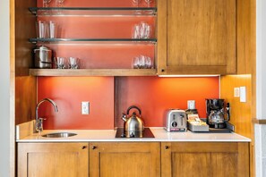 Apartment (1 Bedroom) | Interior - Beaver Creek Solace by Avantstay Studio w/ Resort Pool + Hot Tub Premier Avon Location (Avon)