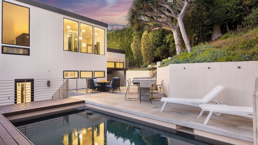 Kings Road West Hollywood Luxury Pool, Views, Firepit, Modern Design