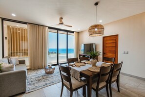 65-inch Smart TV with digital channels, Netflix, streaming services