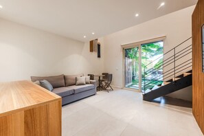 TV - Villa Jerina | Green Coast (Himarë)