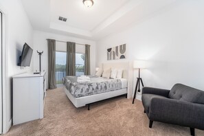 3 bedrooms, travel cot, WiFi, bed sheets - House with stunning lake views (Davenport)