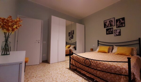 2 Schlafzimmer, Bügeleisen/Bügelbrett, Reisekinderbett, WLAN