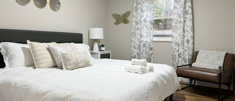 2 bedrooms, iron/ironing board, free WiFi, bed sheets