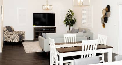 4-bedroom house in marvelous Roseville with WiFi, AC