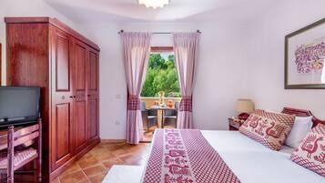 1 Schlafzimmer, Zimmersafe, Bettwäsche