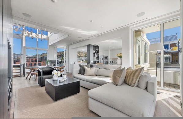 Apartment, Accessible | 3 bedrooms, Internet - The Canal Three Bedroom Pool Duplex Penthouse - 007 (Cape Town)