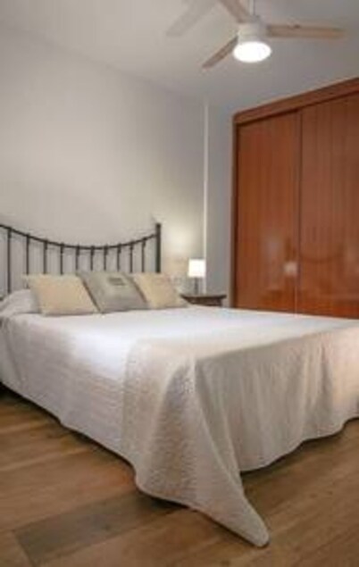 Elegante y Luminoso Piso Reci n Reformado