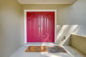 House | 5 bedrooms, desk - Pool Spacious Central Home 7mile to Beach (Tampa)