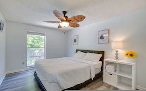 House | 5 bedrooms, desk - Pool Spacious Central Home 7mile to Beach (Tampa)