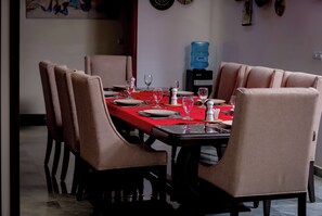 Dining - La Petite Residence - Kigali (Kigali)