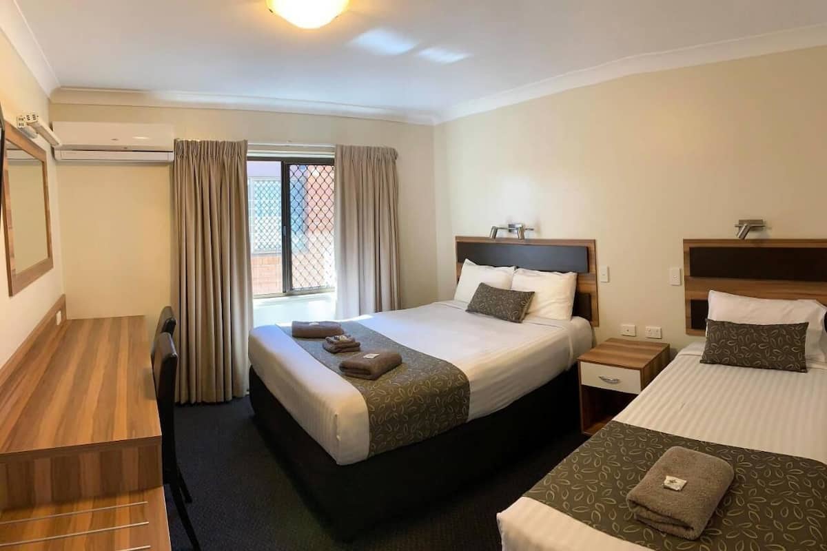 Deluxe Twin Room | Premium bedding, desk, laptop workspace, free WiFi
