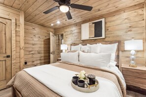 4 bedrooms, free WiFi, bed sheets