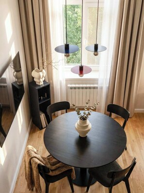 تناول الطعام