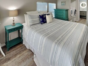 Miscellaneous - The Charming Cozy Cottage by Miss Kitty’s (Rockport)
