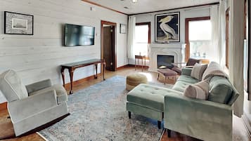 House (2 Bedrooms) | Front of property