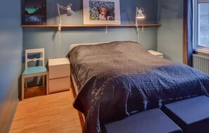 3 habitaciones, tabla de planchar con plancha y internet 