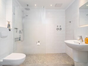 Doccia, asciugacapelli, asciugamani