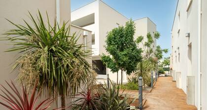 Bright villa 9 ppl, garden, close to the sea