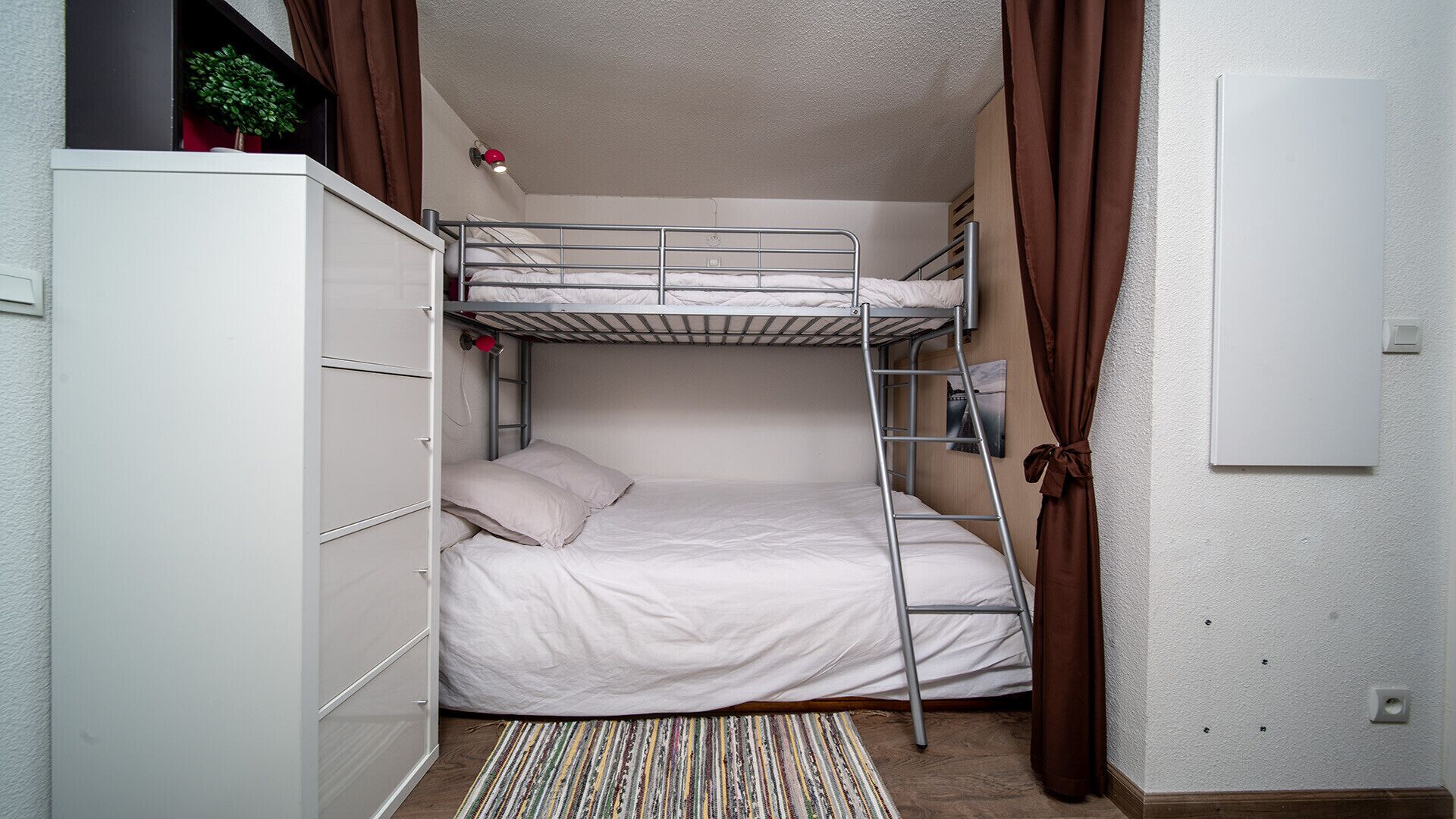 1 bedroom