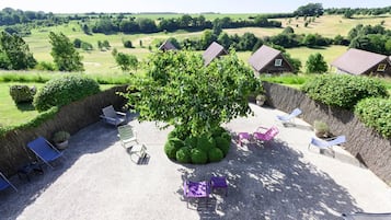 Cottage | Garden