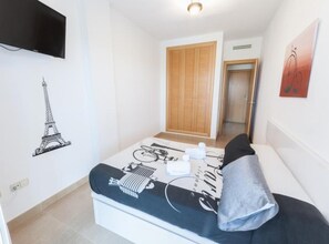 Apartment | Bed sheets - Poema - Apartment In Urbanitzacio Platja D'oliva (Oliva)