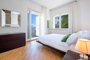 5 soverom, strykejern/-brett, reiseseng for barn og wi-fi