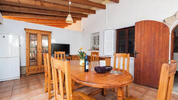 Villa | Restaurantes