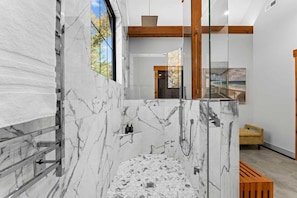 Maison (Multiple Bedrooms) | Intérieur