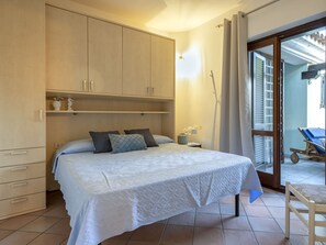 2 bedrooms