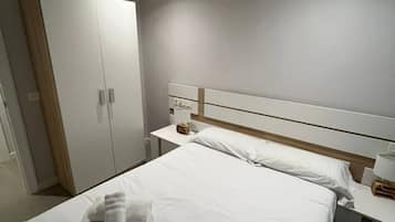 1 bedroom, iron/ironing board, bed sheets