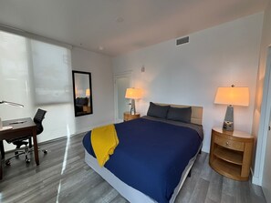 2 chambres, bureau, fer et planche à repasser, Wi-Fi gratuit